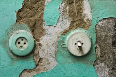 KNX: Multiway Switching With Room Controller, Switch and Binary Input